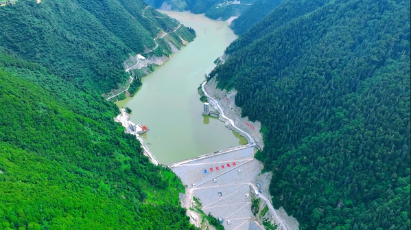2.巴拉水电站大坝.jpg